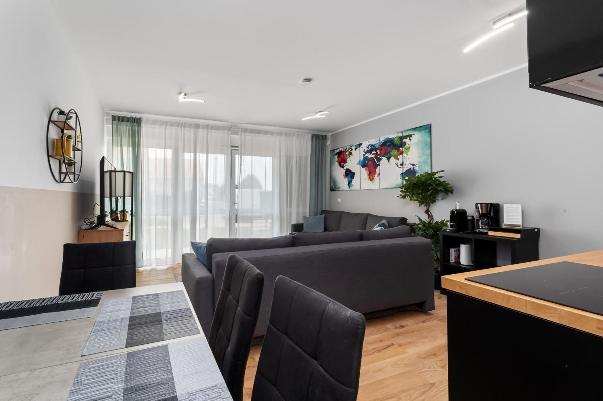 דירות שקאודיטז Design Luxus, Vollausstattung, Neubau, 30Min Hbf Leipzig 8, Naehe Flughfaen, Bmw, Dhl, Amazon מראה חיצוני תמונה